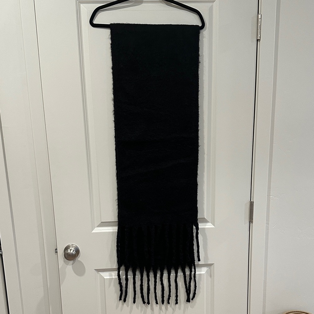 Steve Madden Black Scarf with Fringe